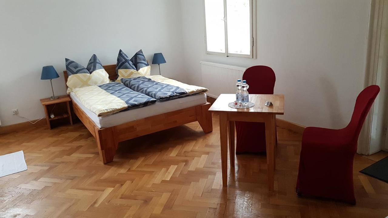 Gaestehaus Lichdi Schwaigern Екстериор снимка